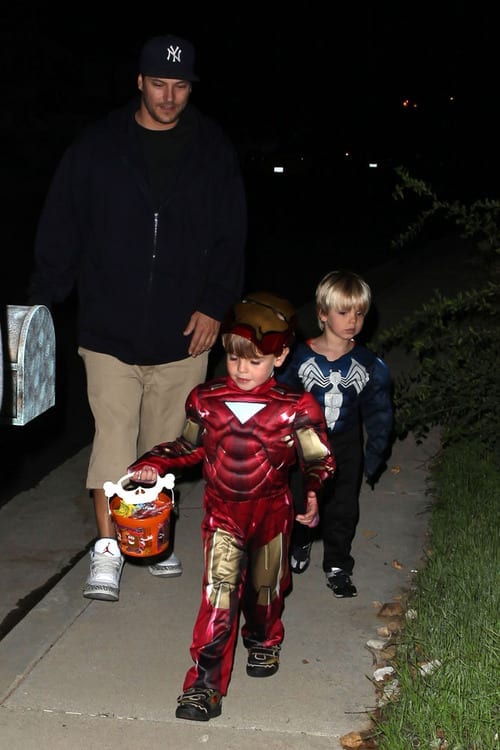 Kevin Federline takes his "Superhero's" Trick or Treating for Halloween