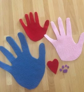 Easy Family Hand Craft - Modern Day Moms